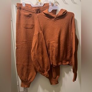 2piece Free Assembly sweater set. Rust color Top Size L Pants Size XL